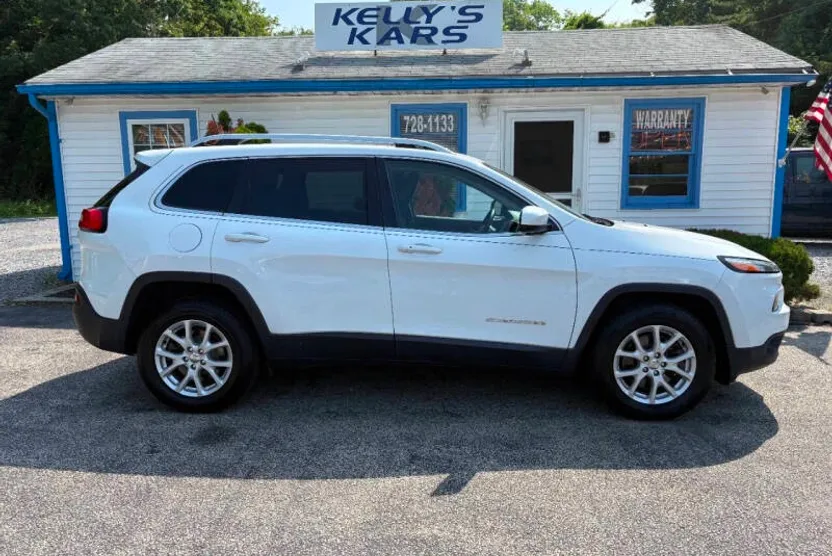 2018 Jeep Cherokee Latitude photo 1