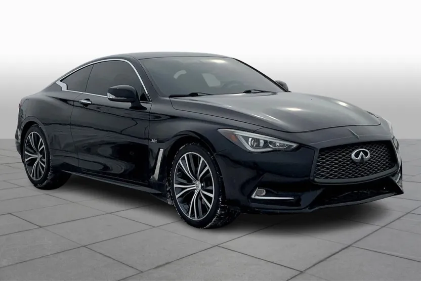 2018 Infiniti Q60 3.0t Luxe photo 1