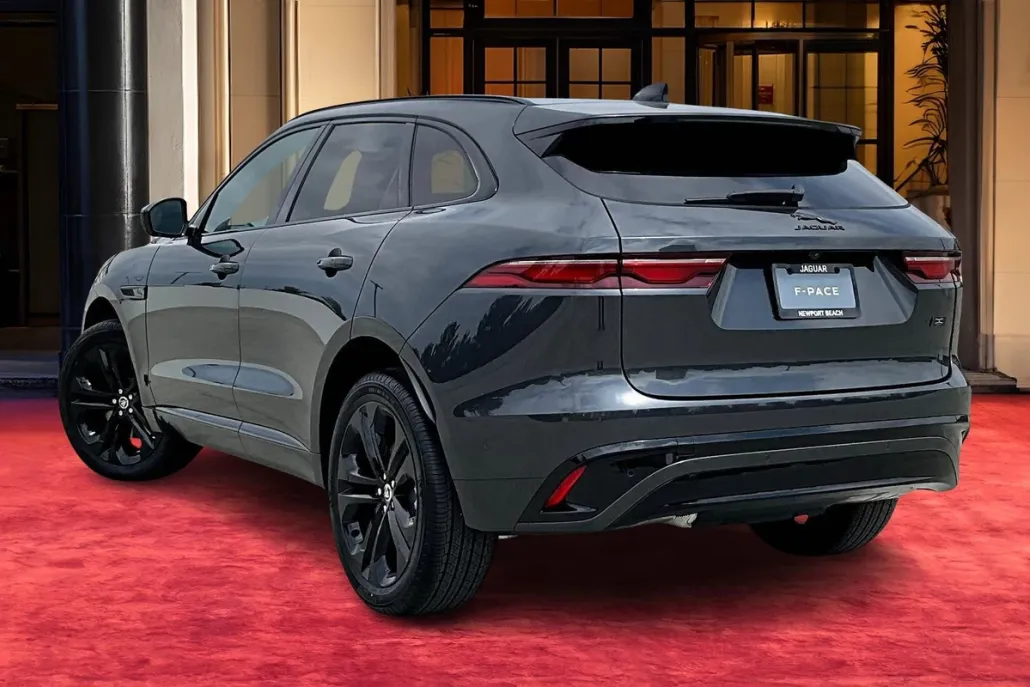2026 Jaguar F-PACE P250 R-Dynamic S photo 1