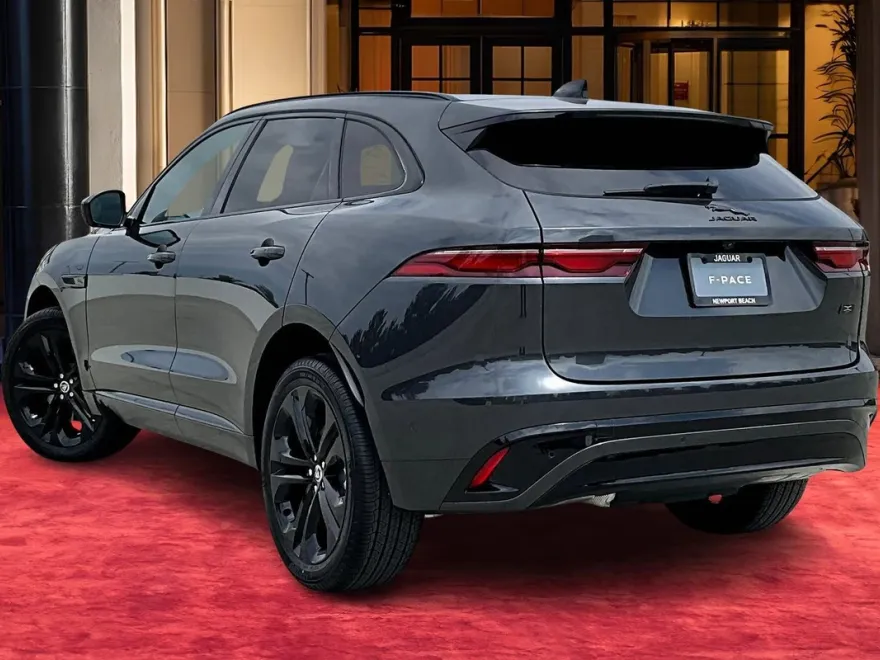 2026 Jaguar F-PACE P250 R-Dynamic S photo 1