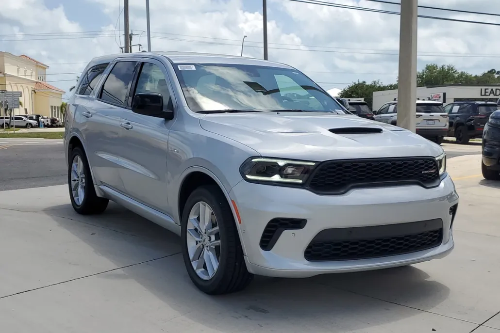 2025 Dodge Durango R/T photo 1