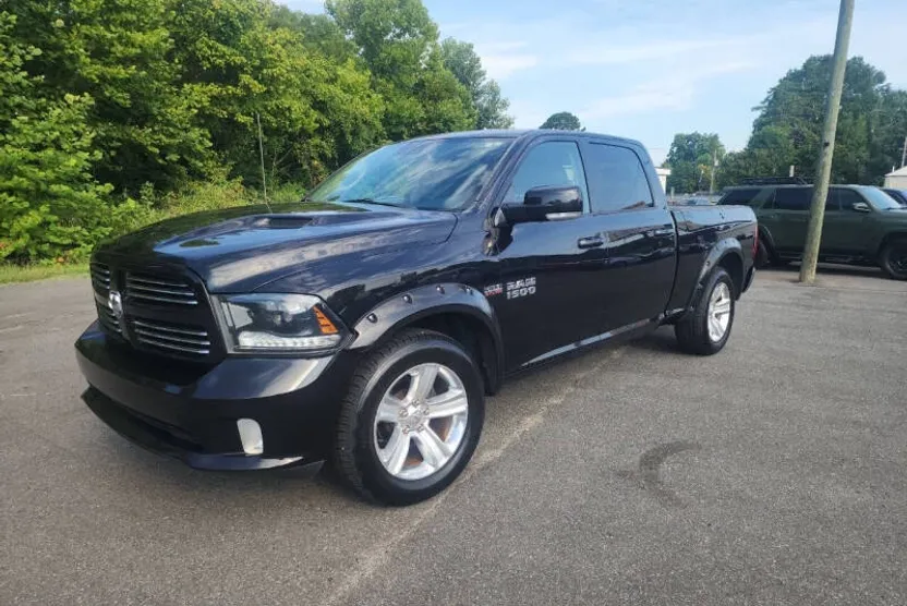 2015 Ram 1500 Sport photo 1