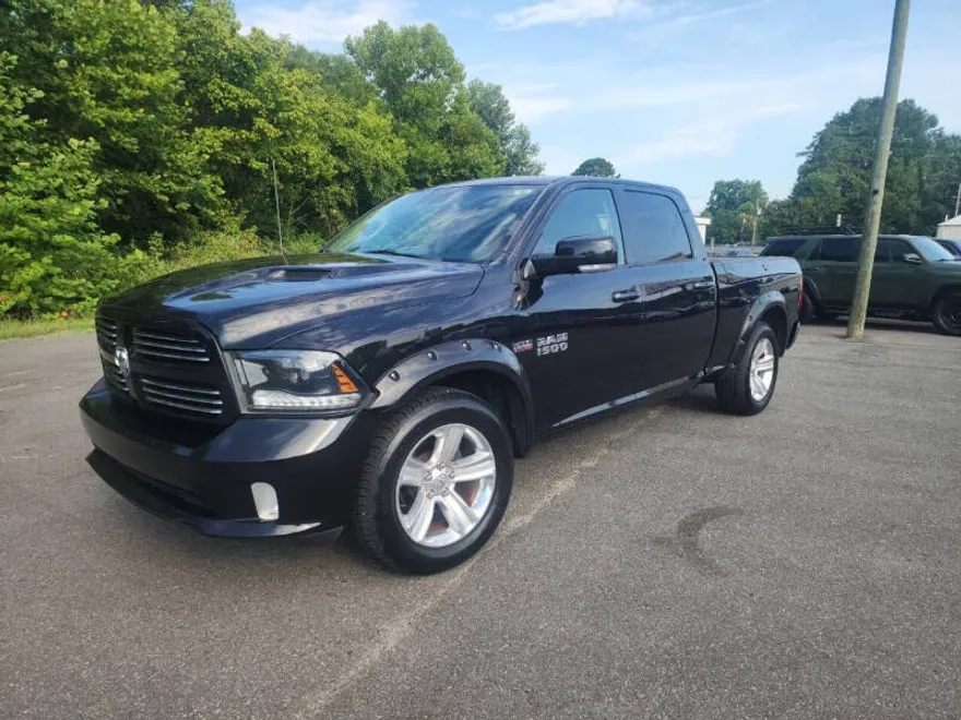 2015 Ram 1500 Sport photo 1