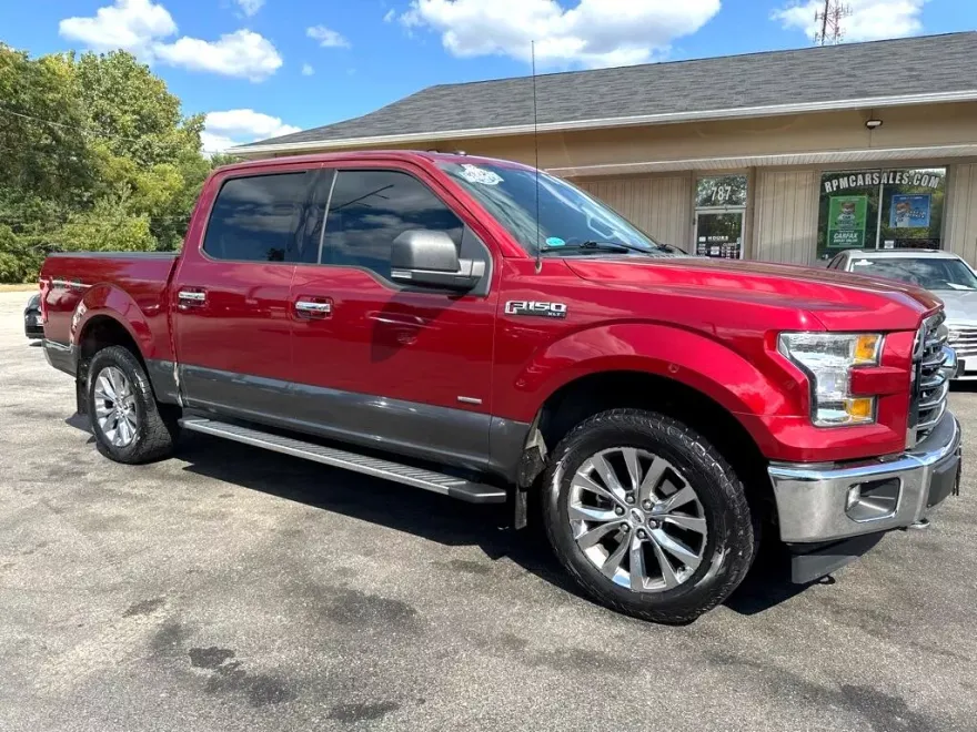 2017 Ford F-150 XLT photo 1