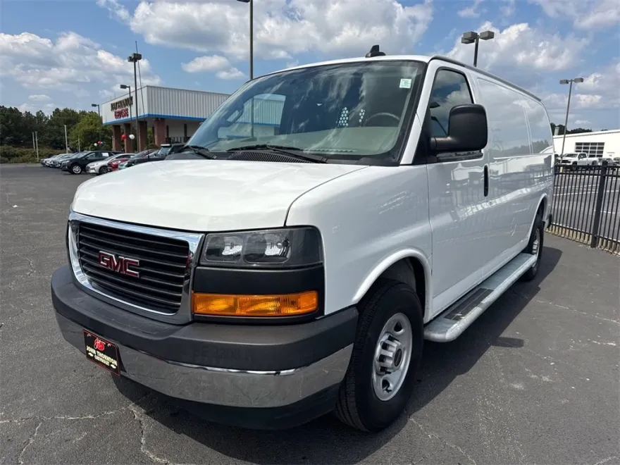 2021 Gmc Savana Cargo 2500 photo 1