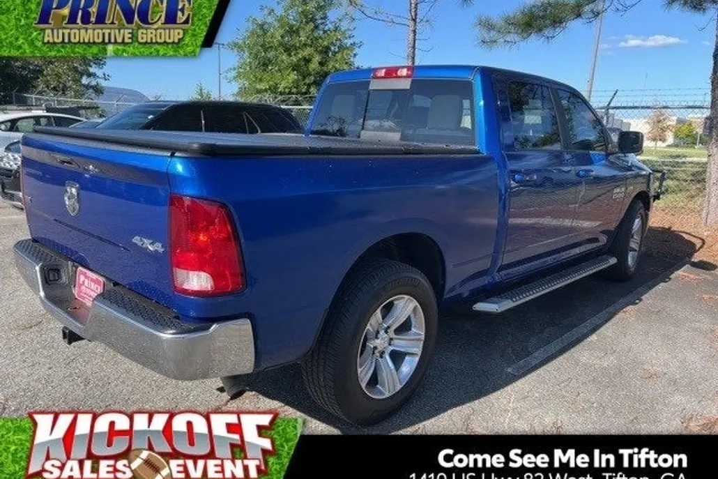 2019 Ram 1500 Classic SLT photo 1