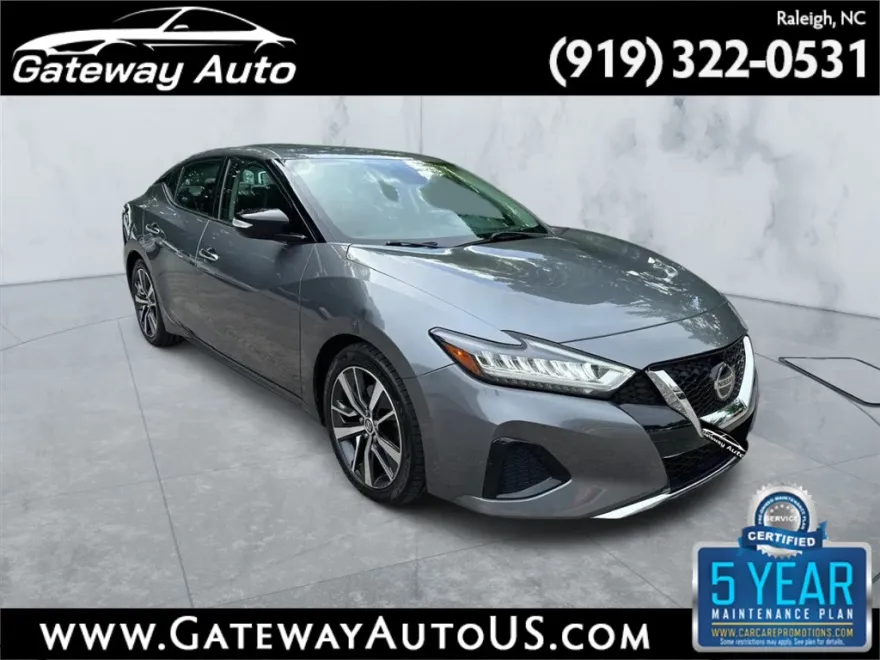2020 Nissan Maxima SV photo 1