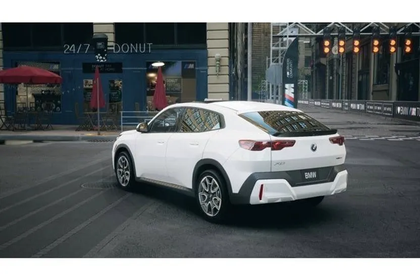 2025 Bmw X2 xDrive28i photo 1