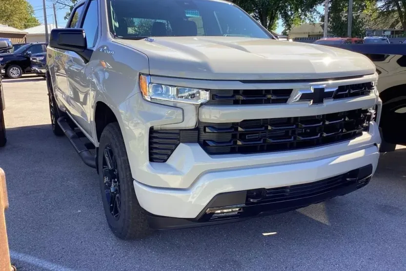 2026 Chevrolet Silverado 1500 RST photo 1