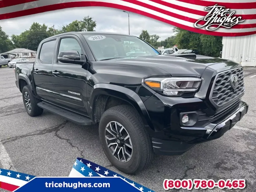 2023 Toyota Tacoma TRD Sport photo 1