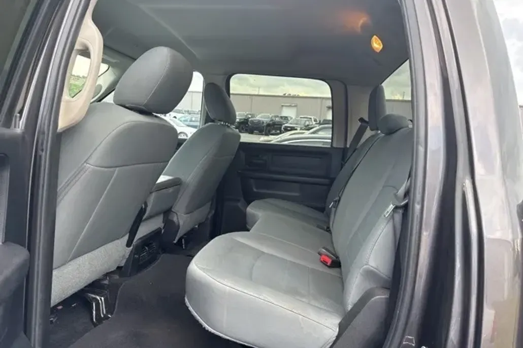 2017 Ram 1500 Express photo 1