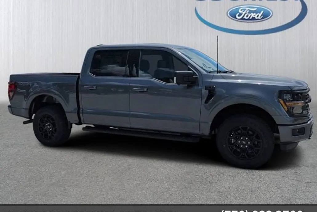 2025 Ford F-150 XLT photo 1