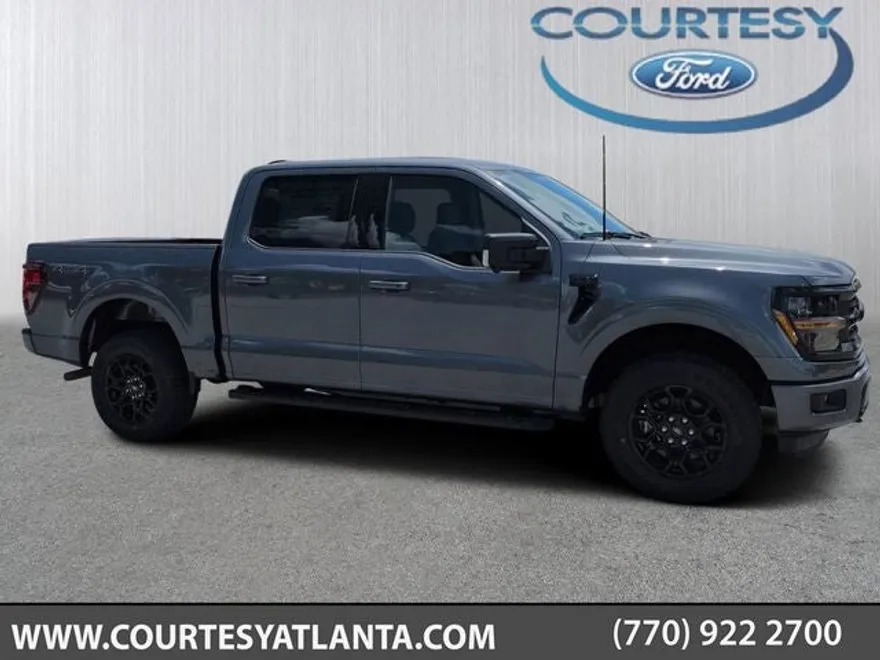 2025 Ford F-150 XLT photo 1