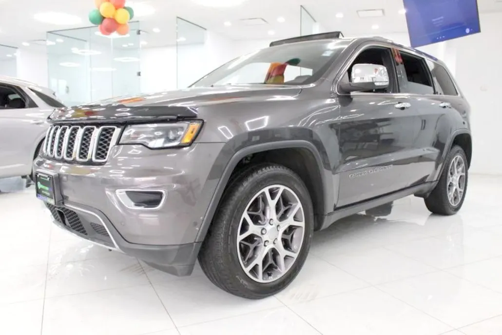 2019 Jeep Grand Cherokee Limited photo 1