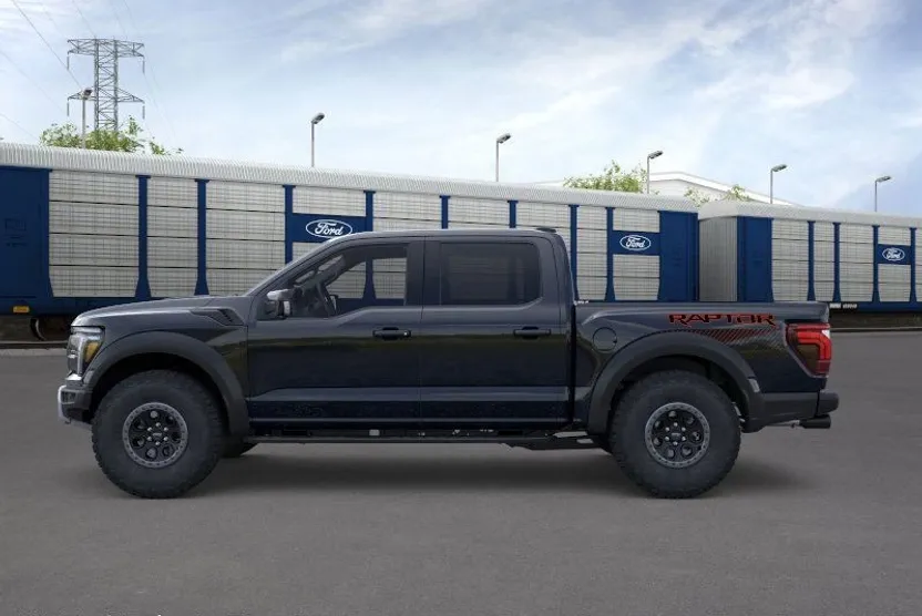 2025 Ford F-150 Raptor photo 1