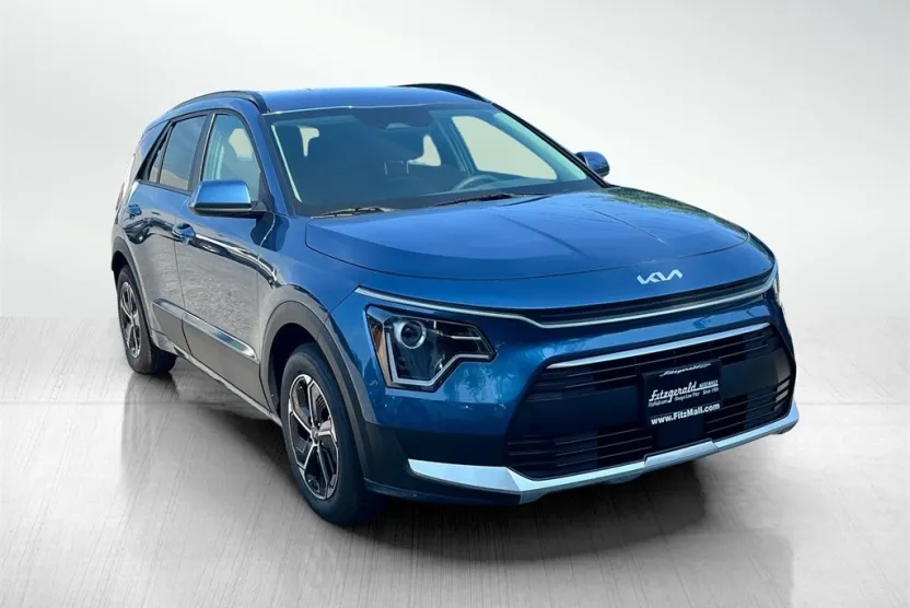 2025 Kia Niro Plug-In Hybrid EX photo 1