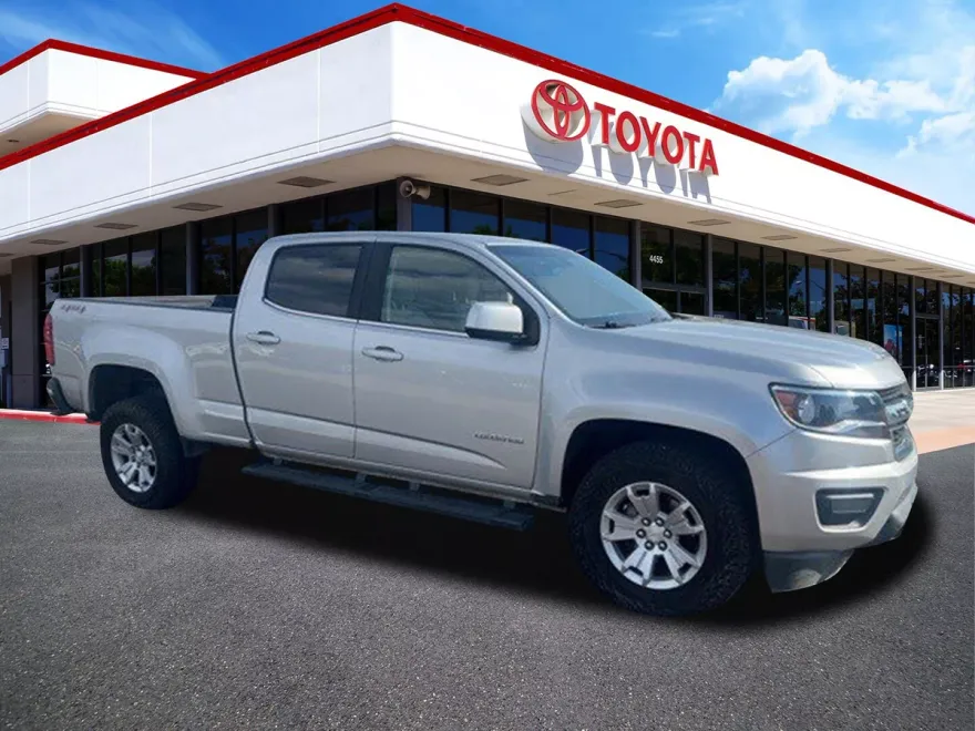 2017 Chevrolet Colorado LT photo 1