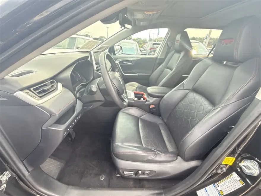 2020 Toyota RAV4 TRD photo 1
