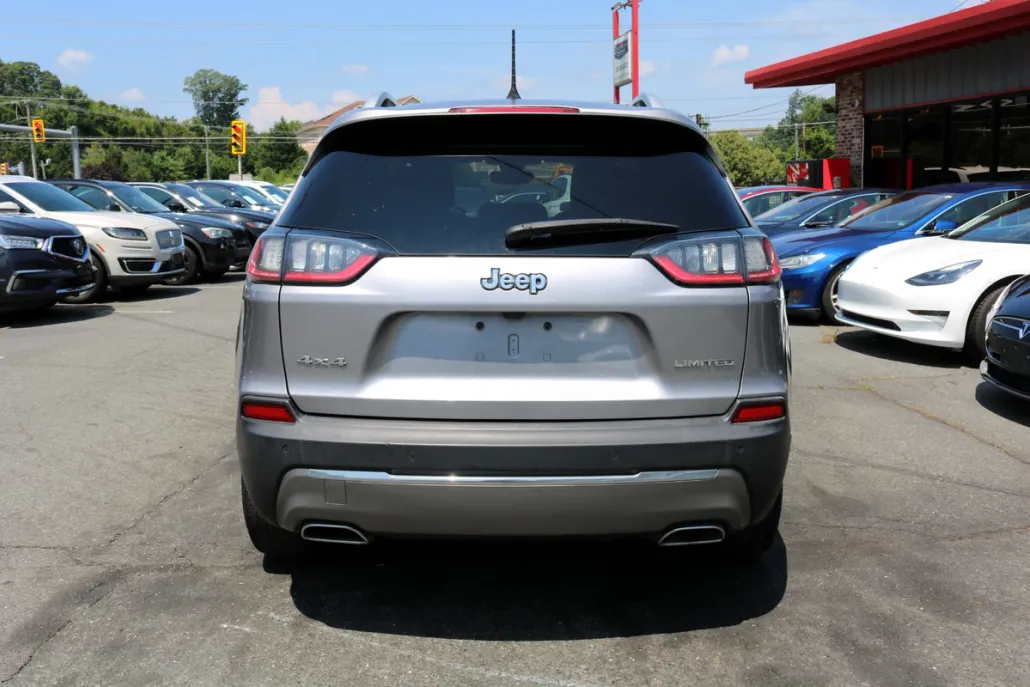 2020 Jeep Cherokee Limited photo 1