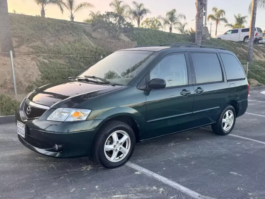 2003 Mazda MPV LX photo 1