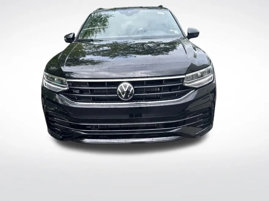 2024 Volkswagen Tiguan SE R-Line Black photo 1
