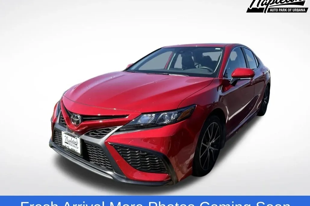 2023 Toyota Camry SE photo 1