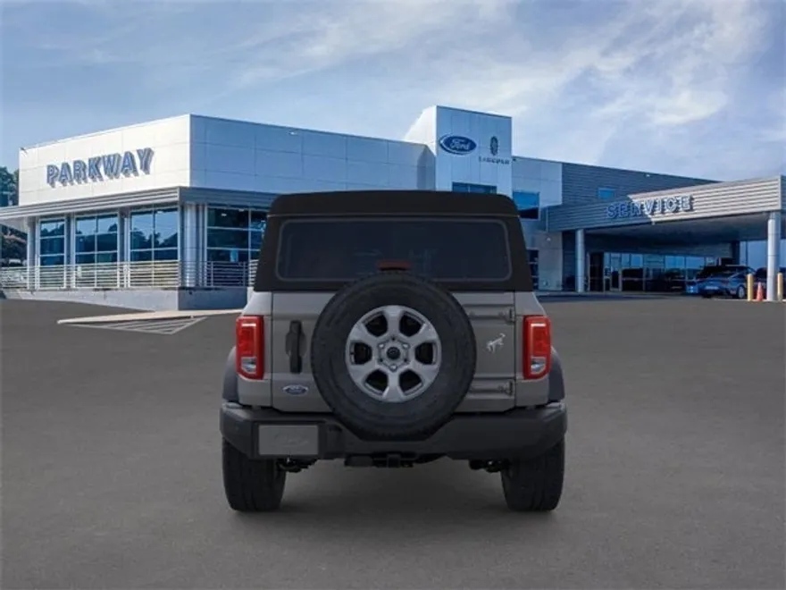 2025 Ford Bronco Big Bend photo 1