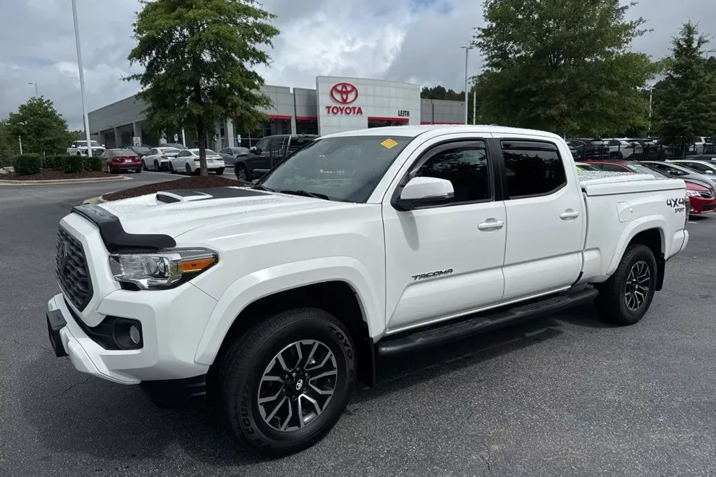 2021 Toyota Tacoma TRD Sport V6 photo 1