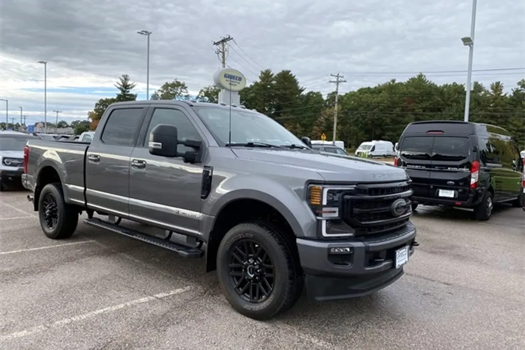 2021 Ford F-250 Lariat photo 1