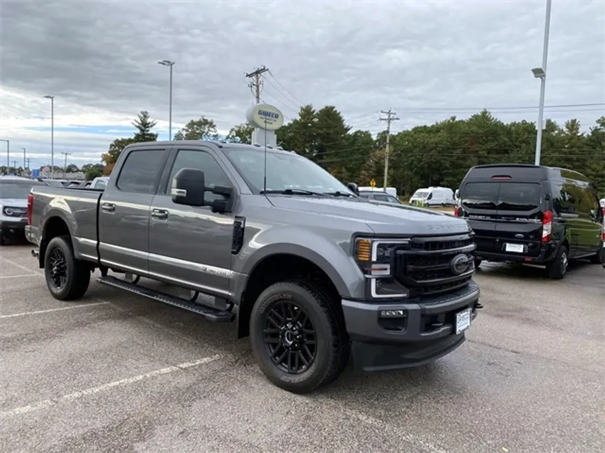 2021 Ford F-250 Lariat photo 1