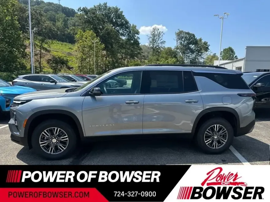 2026 Chevrolet Traverse 2LT photo 1