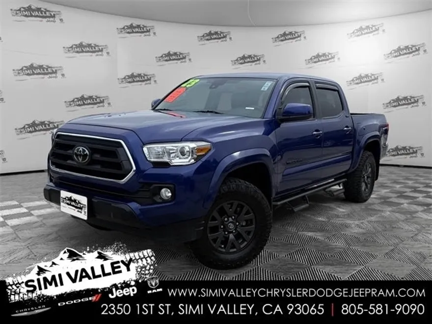 2023 Toyota Tacoma SR5 V6 photo 1