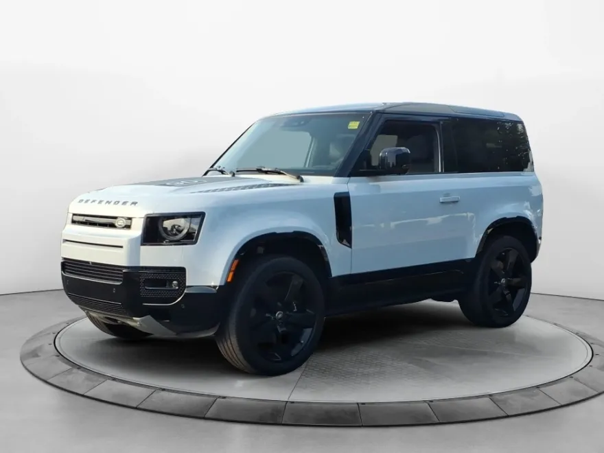 2023 Land Rover Defender 90 V8 photo 1