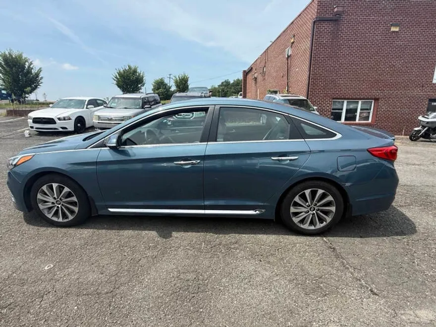 2015 Hyundai Sonata Sport photo 1
