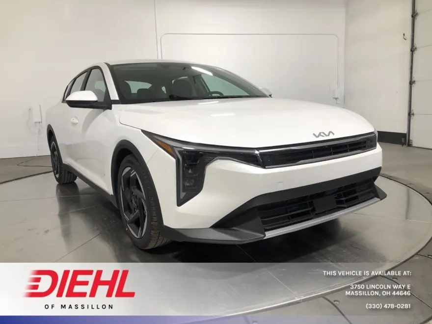 2025 Kia K4 EX photo 1