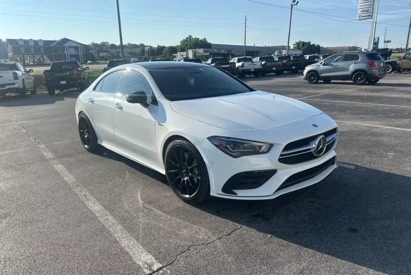 2020 Mercedes Benz CLA AMG 35 4MATIC photo 1