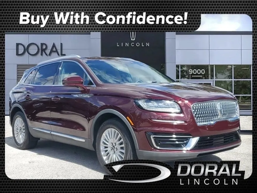 2019 Lincoln Nautilus Standard photo 1