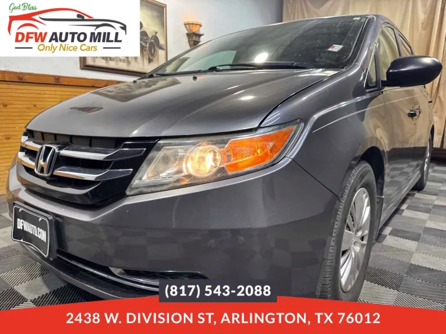 2016 Honda Odyssey LX photo 1