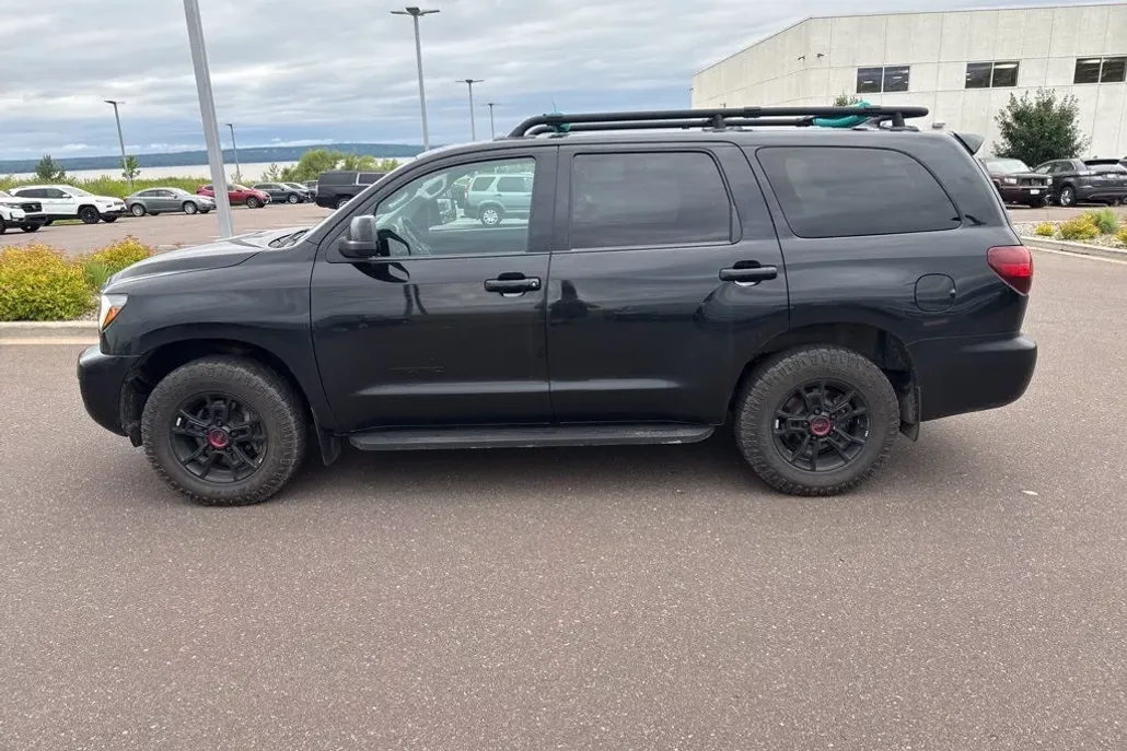 2021 Toyota Sequoia TRD Pro photo 1