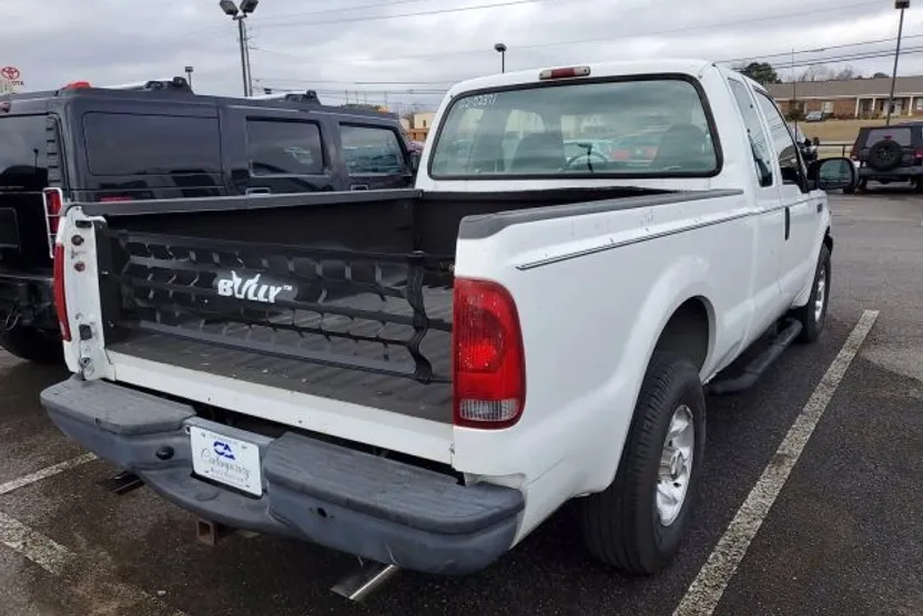 2002 Ford F-250 Lariat photo 1