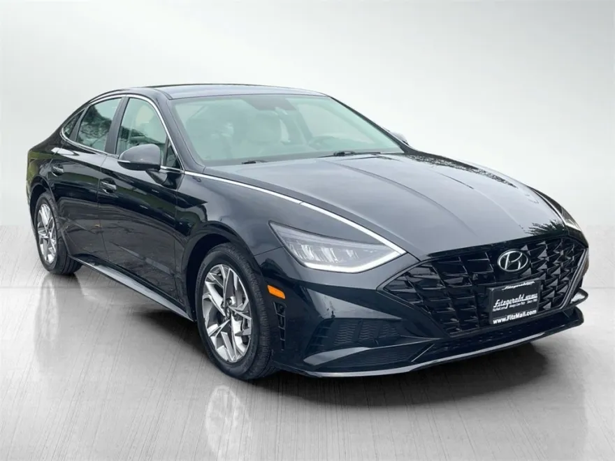 2021 Hyundai Sonata SEL photo 1