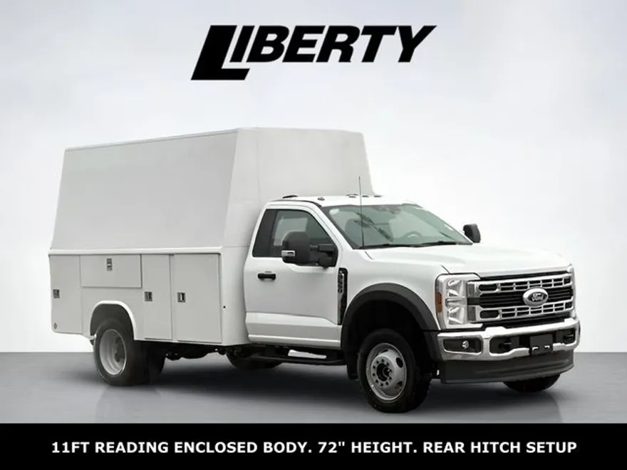 2025 Ford F-550 photo 1