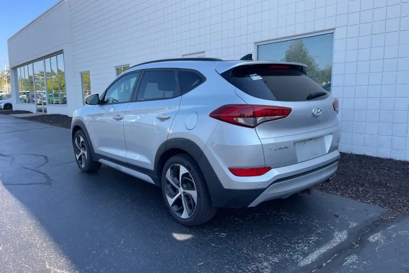 2018 Hyundai Tucson Plus Eco Sport Value Base Ultimate photo 1