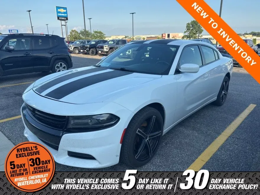 2019 Dodge Charger photo 1