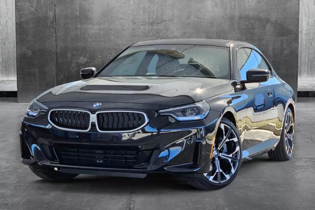 2025 Bmw 230i Coupe photo 1