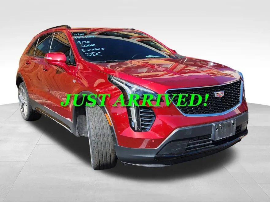 2019 Cadillac XT4 Sport photo 1