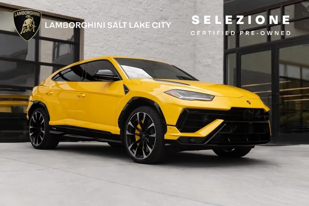 2023 Lamborghini Urus S photo 1