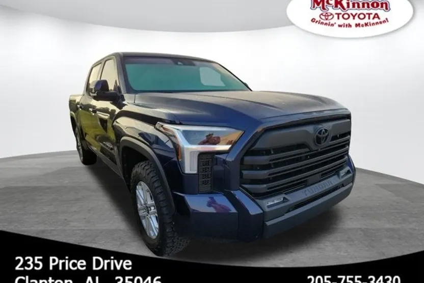 2023 Toyota Tundra SR5 photo 1