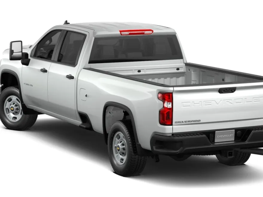 2024 Chevrolet Silverado 2500HD photo 3