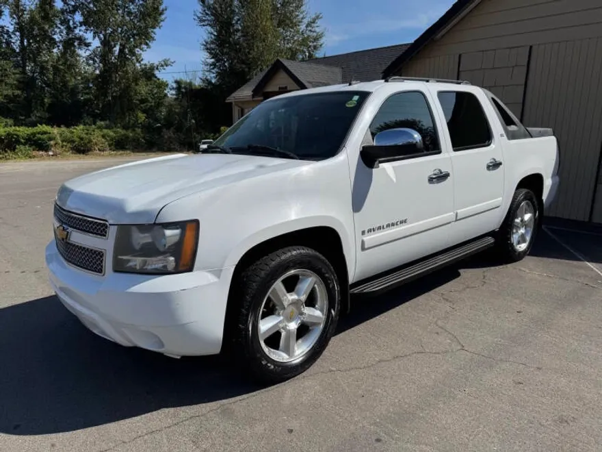 2007 Chevrolet Avalanche LTZ photo 1